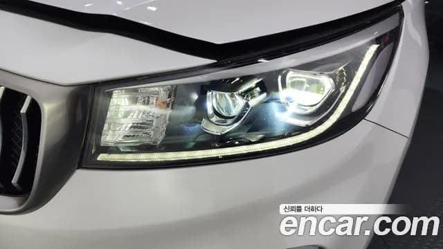 2019 Kia The New Carnival 9-Seater Hi-Limousine Sold VIN KNAME81ABKS498363 – trunk area 2019 Kia The New Carnival 9-Seater Hi-Limousine Sold VIN KNAME81ABKS498363 – trunk area