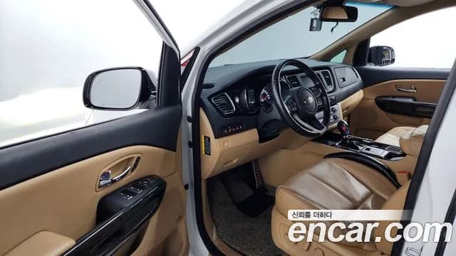 2019 Kia The New Carnival 9-Seater Hi-Limousine Sold VIN KNAME81ABKS498363 – photo 12 2019 Kia The New Carnival 9-Seater Hi-Limousine Sold VIN KNAME81ABKS498363 – photo 12