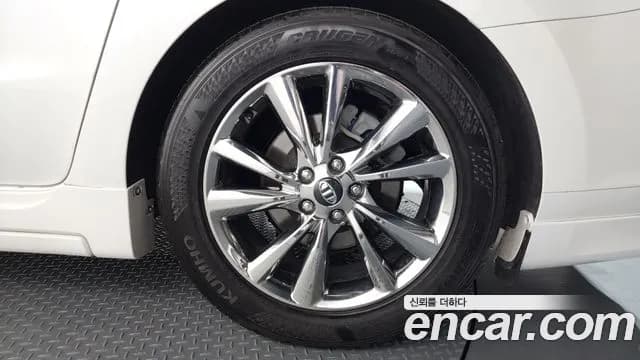 2019 Kia The New Carnival 9-Seater Hi-Limousine Sold VIN KNAME81ABKS498363 – photo 21 2019 Kia The New Carnival 9-Seater Hi-Limousine Sold VIN KNAME81ABKS498363 – photo 21