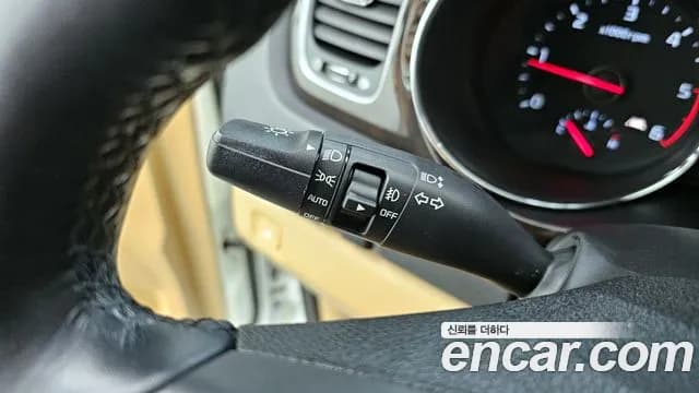 2019 Kia The New Carnival 9-Seater Noblesse Special Sold VIN KNAME81ABKS499941 – interior seats 2019 Kia The New Carnival 9-Seater Noblesse Special Sold VIN KNAME81ABKS499941 – interior seats