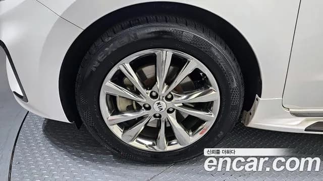 2019 Kia The New Carnival 9-Seater Noblesse Special Sold VIN KNAME81ABKS499941 – photo 16 2019 Kia The New Carnival 9-Seater Noblesse Special Sold VIN KNAME81ABKS499941 – photo 16