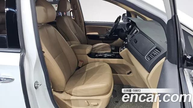 2019 Kia The New Carnival 7-Seater Limousine Sold VIN KNAME81ABKS507128 – undercarriage 2019 Kia The New Carnival 7-Seater Limousine Sold VIN KNAME81ABKS507128 – undercarriage