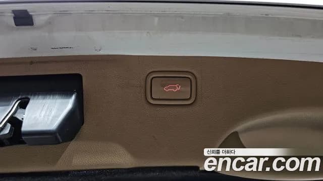 2019 Kia The New Carnival 7-Seater Limousine Sold VIN KNAME81ABKS507128 – photo 33 2019 Kia The New Carnival 7-Seater Limousine Sold VIN KNAME81ABKS507128 – photo 33