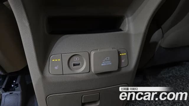 2019 Kia The New Carnival 9-Seater Noblesse Special Sold VIN KNAME81ABKS513033 – rear exterior 2019 Kia The New Carnival 9-Seater Noblesse Special Sold VIN KNAME81ABKS513033 – rear exterior