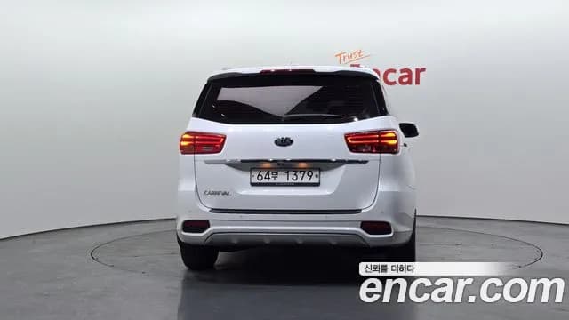 2019 Kia The New Carnival 9-Seater Noblesse Special Sold VIN KNAME81ABKS513033 – interior seats 2019 Kia The New Carnival 9-Seater Noblesse Special Sold VIN KNAME81ABKS513033 – interior seats
