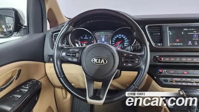 2019 Kia The New Carnival 9-Seater Noblesse Special Sold VIN KNAME81ABKS513857 – side profile 2019 Kia The New Carnival 9-Seater Noblesse Special Sold VIN KNAME81ABKS513857 – side profile
