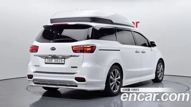 2019 Kia The New Carnival 9-Seater Hi-Limousine Sold VIN KNAME81ABKS517416 – trunk area 2019 Kia The New Carnival 9-Seater Hi-Limousine Sold VIN KNAME81ABKS517416 – trunk area