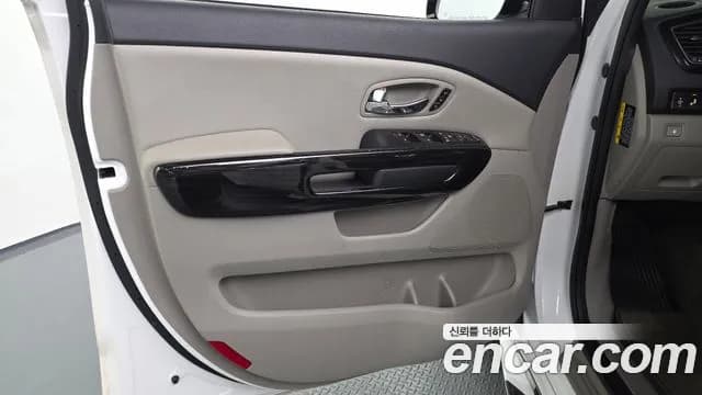 2019 Kia The New Carnival 9-Seater Noblesse Special Sold VIN KNAME81ABKS522821 – photo 15 2019 Kia The New Carnival 9-Seater Noblesse Special Sold VIN KNAME81ABKS522821 – photo 15