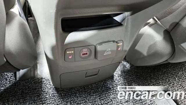 2019 Kia The New Carnival 9-Seater Noblesse Special Sold VIN KNAME81ABKS525282 – undercarriage 2019 Kia The New Carnival 9-Seater Noblesse Special Sold VIN KNAME81ABKS525282 – undercarriage