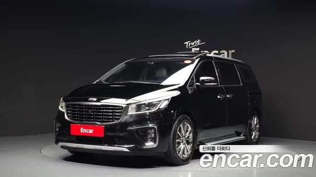 2019 Kia The New Carnival 9-Seater Noblesse Sold VIN KNAME81ABKS531214 – rear exterior 2019 Kia The New Carnival 9-Seater Noblesse Sold VIN KNAME81ABKS531214 – rear exterior