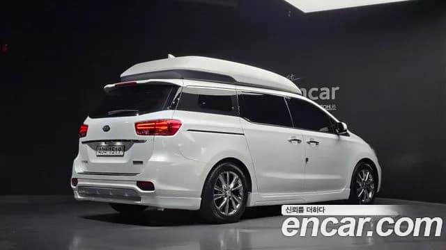 2019 Kia The New Carnival 9-Seater Hi-Limousine Sold VIN KNAME81ABKS540431 – interior seats 2019 Kia The New Carnival 9-Seater Hi-Limousine Sold VIN KNAME81ABKS540431 – interior seats
