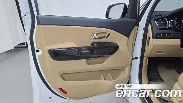 2019 Kia The New Carnival 9-Seater Hi-Limousine Sold VIN KNAME81ABKS540431 – photo 21 2019 Kia The New Carnival 9-Seater Hi-Limousine Sold VIN KNAME81ABKS540431 – photo 21