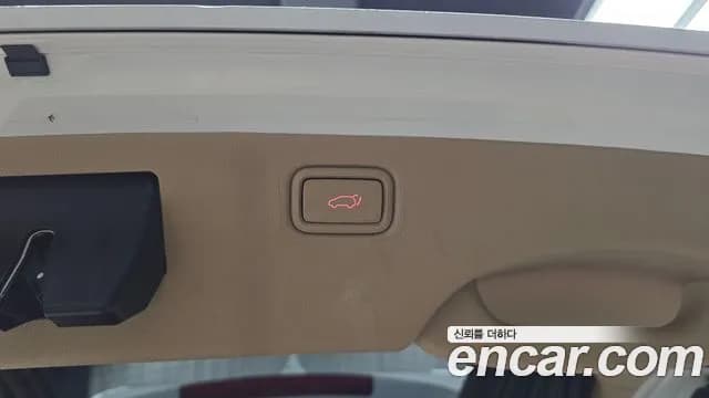 2019 Kia The New Carnival 9-Seater Hi-Limousine Sold VIN KNAME81ABKS540431 – photo 24 2019 Kia The New Carnival 9-Seater Hi-Limousine Sold VIN KNAME81ABKS540431 – photo 24