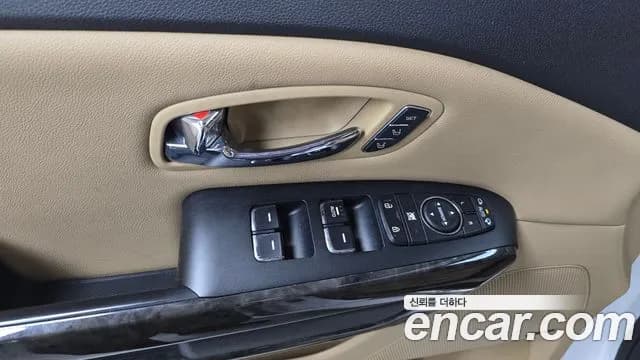 2019 Kia The New Carnival 9-Seater Hi-Limousine Sold VIN KNAME81ABKS540431 – photo 28 2019 Kia The New Carnival 9-Seater Hi-Limousine Sold VIN KNAME81ABKS540431 – photo 28