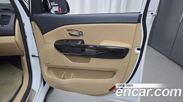 2019 Kia The New Carnival 9-Seater Hi-Limousine Sold VIN KNAME81ABKS540431 – photo 34 2019 Kia The New Carnival 9-Seater Hi-Limousine Sold VIN KNAME81ABKS540431 – photo 34