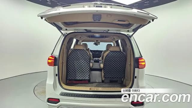 2019 Kia The New Carnival 9-Seater Hi-Limousine Sold VIN KNAME81ABKS551261 – odometer reading 2019 Kia The New Carnival 9-Seater Hi-Limousine Sold VIN KNAME81ABKS551261 – odometer reading