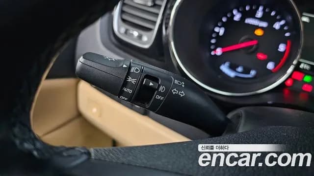 2019 Kia The New Carnival 9-Seater Hi-Limousine Sold VIN KNAME81ABKS551261 – photo 12 2019 Kia The New Carnival 9-Seater Hi-Limousine Sold VIN KNAME81ABKS551261 – photo 12