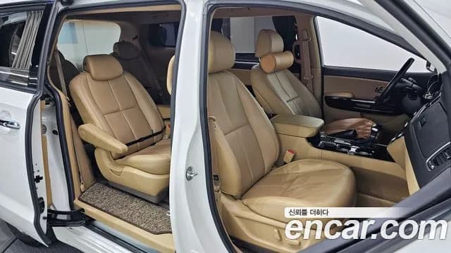 2019 Kia The New Carnival 9-Seater Hi-Limousine Sold VIN KNAME81ABKS551261 – photo 15 2019 Kia The New Carnival 9-Seater Hi-Limousine Sold VIN KNAME81ABKS551261 – photo 15