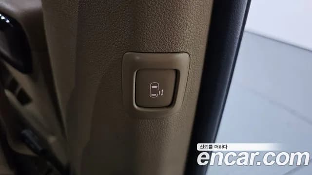 2019 Kia The New Carnival 7-Seater Hi-Limousine Sold VIN KNAME81ABKS566947 – photo 20 2019 Kia The New Carnival 7-Seater Hi-Limousine Sold VIN KNAME81ABKS566947 – photo 20