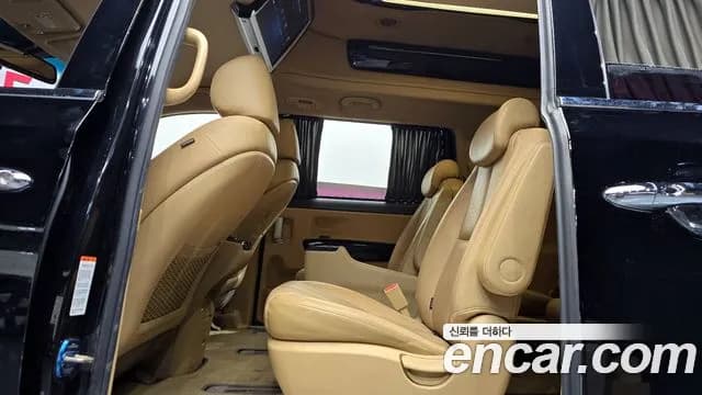 2019 Kia The New Carnival 9-Seater Hi-Limousine Sold VIN KNAME81ABKS581203 – photo 12 2019 Kia The New Carnival 9-Seater Hi-Limousine Sold VIN KNAME81ABKS581203 – photo 12