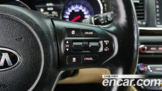 2019 Kia The New Carnival 7-Seater Limousine Sold VIN KNAME81ABKS593345 – photo 13 2019 Kia The New Carnival 7-Seater Limousine Sold VIN KNAME81ABKS593345 – photo 13