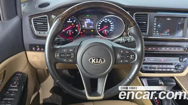2019 Kia The New Carnival 9-Seater Noblesse Special Sold VIN KNAME81ABKS595153 – photo 14 2019 Kia The New Carnival 9-Seater Noblesse Special Sold VIN KNAME81ABKS595153 – photo 14