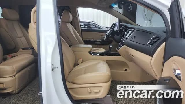 2019 Kia The New Carnival 7-Seater Hi-Limousine Sold VIN KNAME81ABKS600952 – photo 12 2019 Kia The New Carnival 7-Seater Hi-Limousine Sold VIN KNAME81ABKS600952 – photo 12