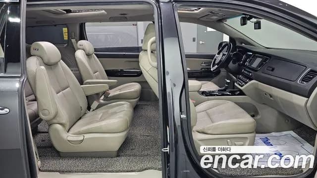 2019 Kia The New Carnival 9-Seater Noblesse Special Sold VIN KNAME81ABKS603875 – undercarriage 2019 Kia The New Carnival 9-Seater Noblesse Special Sold VIN KNAME81ABKS603875 – undercarriage