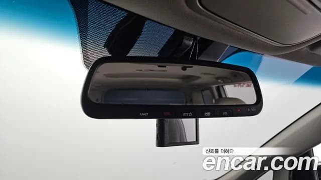 2019 Kia The New Carnival 9-Seater Noblesse Special Sold VIN KNAME81ABKS603875 – trunk area 2019 Kia The New Carnival 9-Seater Noblesse Special Sold VIN KNAME81ABKS603875 – trunk area