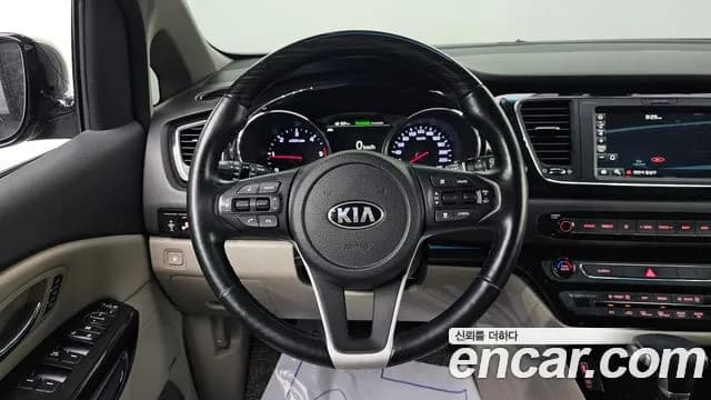 2019 Kia The New Carnival 9-Seater Noblesse Special Sold VIN KNAME81ABKS603875 – photo 14 2019 Kia The New Carnival 9-Seater Noblesse Special Sold VIN KNAME81ABKS603875 – photo 14