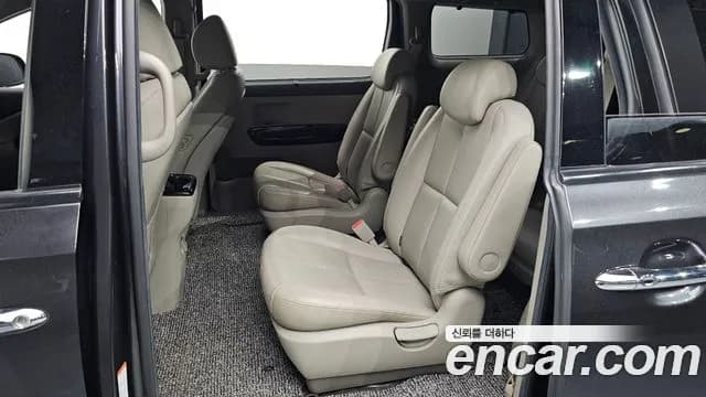 2019 Kia The New Carnival 9-Seater Noblesse Special Sold VIN KNAME81ABKS603875 – photo 17 2019 Kia The New Carnival 9-Seater Noblesse Special Sold VIN KNAME81ABKS603875 – photo 17