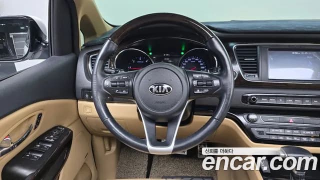 2019 Kia The New Carnival 9-Seater Noblesse Special Sold VIN KNAME81ABKS603929 – photo 11 2019 Kia The New Carnival 9-Seater Noblesse Special Sold VIN KNAME81ABKS603929 – photo 11