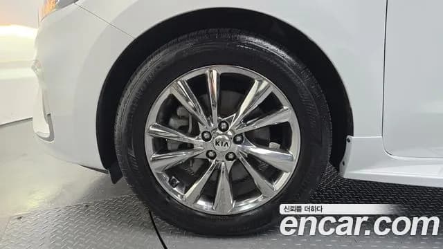 2019 Kia The New Carnival 9-Seater Noblesse Special Sold VIN KNAME81ABKS603929 – photo 29 2019 Kia The New Carnival 9-Seater Noblesse Special Sold VIN KNAME81ABKS603929 – photo 29