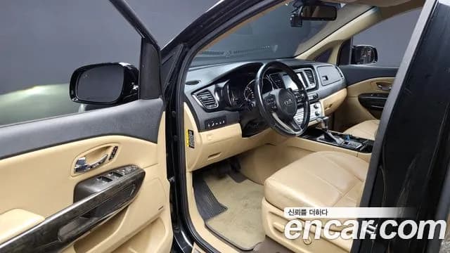 2019 Kia The New Carnival 9-Seater Hi-Limousine Sold VIN KNAME81ABKS606252 – photo 15 2019 Kia The New Carnival 9-Seater Hi-Limousine Sold VIN KNAME81ABKS606252 – photo 15