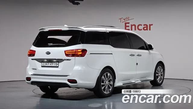 2020 Kia The New Carnival 9-Seater Noblesse Special Sold VIN KNAME81ABLS647127 – trunk area 2020 Kia The New Carnival 9-Seater Noblesse Special Sold VIN KNAME81ABLS647127 – trunk area