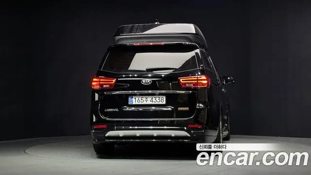 2020 Kia The New Carnival 7-Seater Hi-Limousine Sold VIN KNAME81ABLS648135 – exterior detail 2020 Kia The New Carnival 7-Seater Hi-Limousine Sold VIN KNAME81ABLS648135 – exterior detail