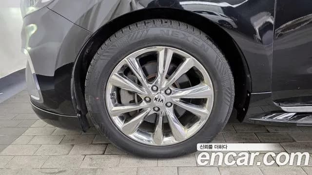 2020 Kia The New Carnival 7-Seater Hi-Limousine Sold VIN KNAME81ABLS648135 – photo 19 2020 Kia The New Carnival 7-Seater Hi-Limousine Sold VIN KNAME81ABLS648135 – photo 19