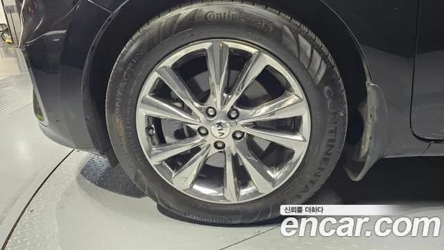 2020 Kia The New Carnival 7-Seater Limousine Sold VIN KNAME81ABLS676277 – interior seats 2020 Kia The New Carnival 7-Seater Limousine Sold VIN KNAME81ABLS676277 – interior seats