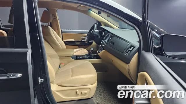 2020 Kia The New Carnival 7-Seater Limousine Sold VIN KNAME81ABLS676277 – photo 20 2020 Kia The New Carnival 7-Seater Limousine Sold VIN KNAME81ABLS676277 – photo 20