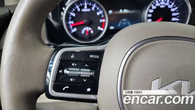 2023 Kia Carnival 4th Gen Gasoline 9-Seater Prestige Sold VIN KNANB813BPS240097 – photo 23 2023 Kia Carnival 4th Gen Gasoline 9-Seater Prestige Sold VIN KNANB813BPS240097 – photo 23