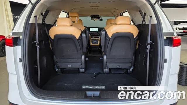 2023 Kia Carnival 4th Gen Gasoline 9-Seater Prestige Sold VIN KNANB813BPS293382 – interior seats 2023 Kia Carnival 4th Gen Gasoline 9-Seater Prestige Sold VIN KNANB813BPS293382 – interior seats