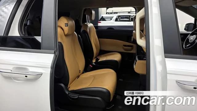 2023 Kia Carnival 4th Gen Gasoline 9-Seater Prestige Sold VIN KNANB813BPS293382 – photo 15 2023 Kia Carnival 4th Gen Gasoline 9-Seater Prestige Sold VIN KNANB813BPS293382 – photo 15