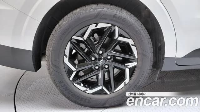 2024 Kia The New Carnival 4th Gen Gasoline 9-Seater Prestige Sold VIN KNANB813BRS408945 – undercarriage 2024 Kia The New Carnival 4th Gen Gasoline 9-Seater Prestige Sold VIN KNANB813BRS408945 – undercarriage
