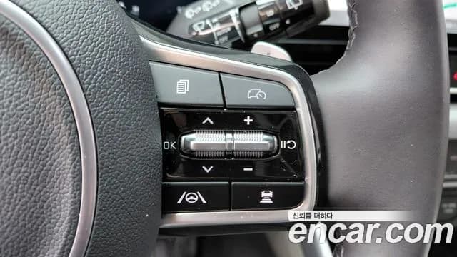 2024 Kia The New Carnival 4th Gen Gasoline 9-Seater Prestige Sold VIN KNANB813BRS408945 – photo 11 2024 Kia The New Carnival 4th Gen Gasoline 9-Seater Prestige Sold VIN KNANB813BRS408945 – photo 11