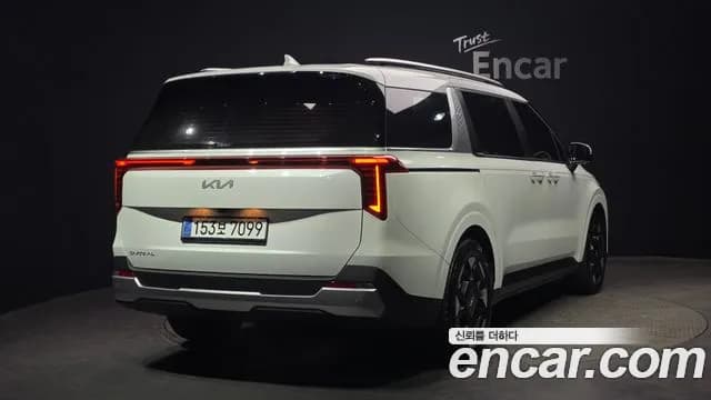 2025 Kia The New Carnival 4th Gen Gasoline 9-Seater Prestige Sold VIN KNANB813BSS556793 – exterior detail 2025 Kia The New Carnival 4th Gen Gasoline 9-Seater Prestige Sold VIN KNANB813BSS556793 – exterior detail