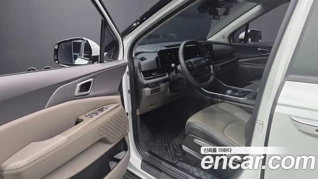 2025 Kia The New Carnival 4th Gen Gasoline 9-Seater Prestige Sold VIN KNANB813BSS556793 – photo 13 2025 Kia The New Carnival 4th Gen Gasoline 9-Seater Prestige Sold VIN KNANB813BSS556793 – photo 13
