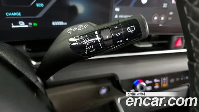 2025 Kia The New Carnival 4th Gen HEV 9 seater Prestige Sold VIN KNANB81ABSS019374 – trunk area 2025 Kia The New Carnival 4th Gen HEV 9 seater Prestige Sold VIN KNANB81ABSS019374 – trunk area