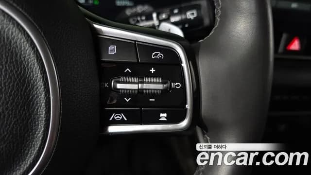 2025 Kia The New Carnival 4th Gen HEV 9 seater Prestige Sold VIN KNANB81ABSS022058 – exterior detail 2025 Kia The New Carnival 4th Gen HEV 9 seater Prestige Sold VIN KNANB81ABSS022058 – exterior detail