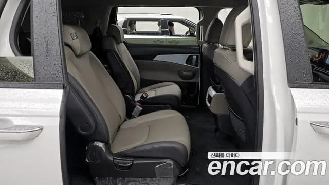 2025 Kia The New Carnival 4th Gen HEV 9 seater Prestige Sold VIN KNANB81ABSS083305 – photo 20 2025 Kia The New Carnival 4th Gen HEV 9 seater Prestige Sold VIN KNANB81ABSS083305 – photo 20
