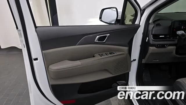2025 Kia The New Carnival 4th Gen HEV 9 seater Prestige Sold VIN KNANB81ABSS083305 – photo 27 2025 Kia The New Carnival 4th Gen HEV 9 seater Prestige Sold VIN KNANB81ABSS083305 – photo 27